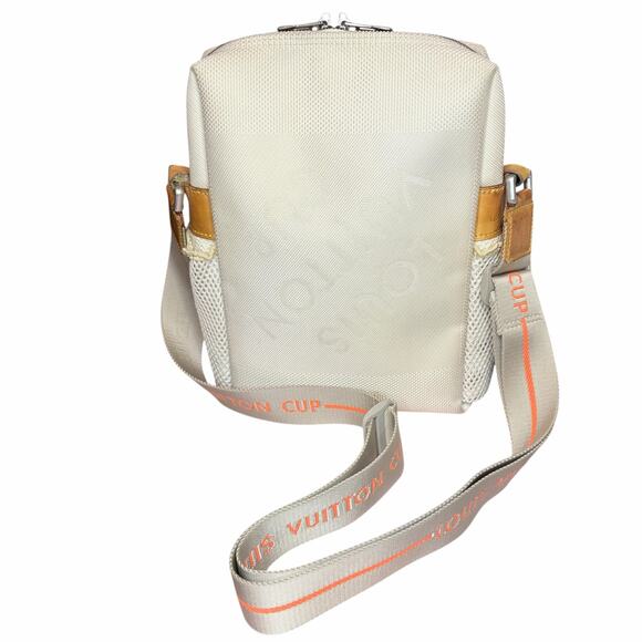 Louis Vuitton Limited Edition Cup Weatherly White Damier Geant Bag - with COA - Picture 2 of 14